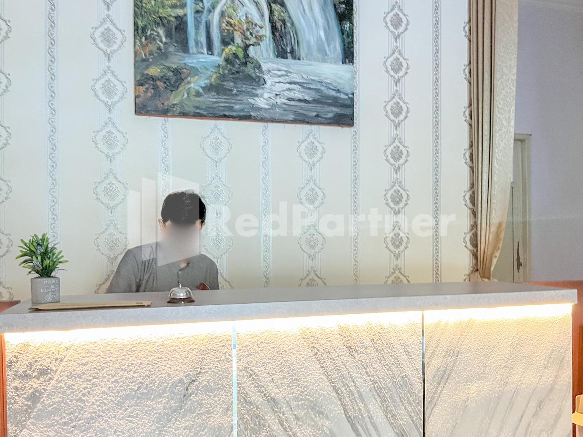 D Palma Near Lokananta Manahan Mitra Reddoorz Surakarta  Экстерьер фото